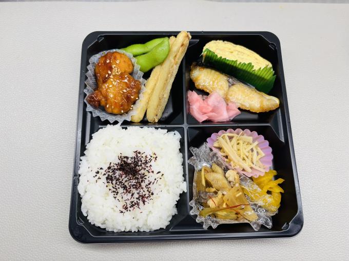 11月18日(火)の日替弁当